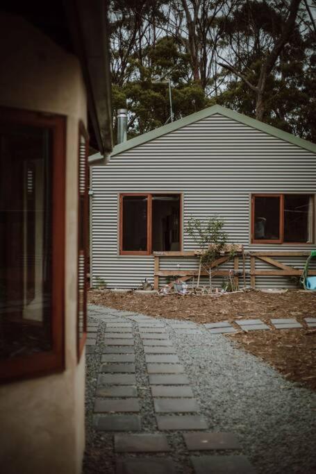 Three Little Pigs Escape - Main And Cabin - Off Grid Property Villa South Bruny Exterior photo